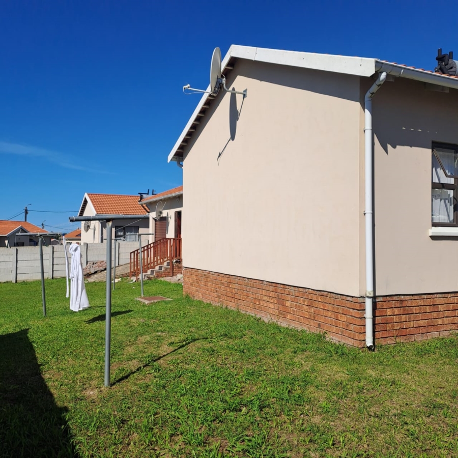 2 Bedroom Property for Sale in Graceland Eastern Cape